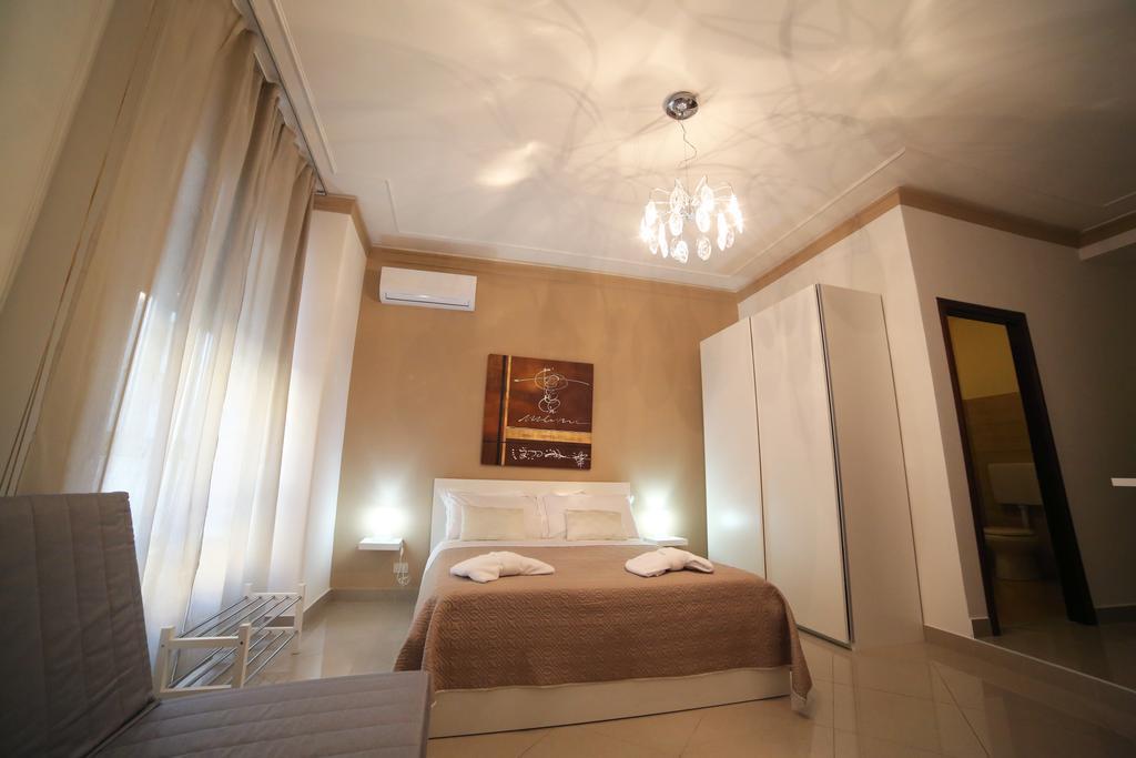B&B Teocrito Catania Eksteriør billede