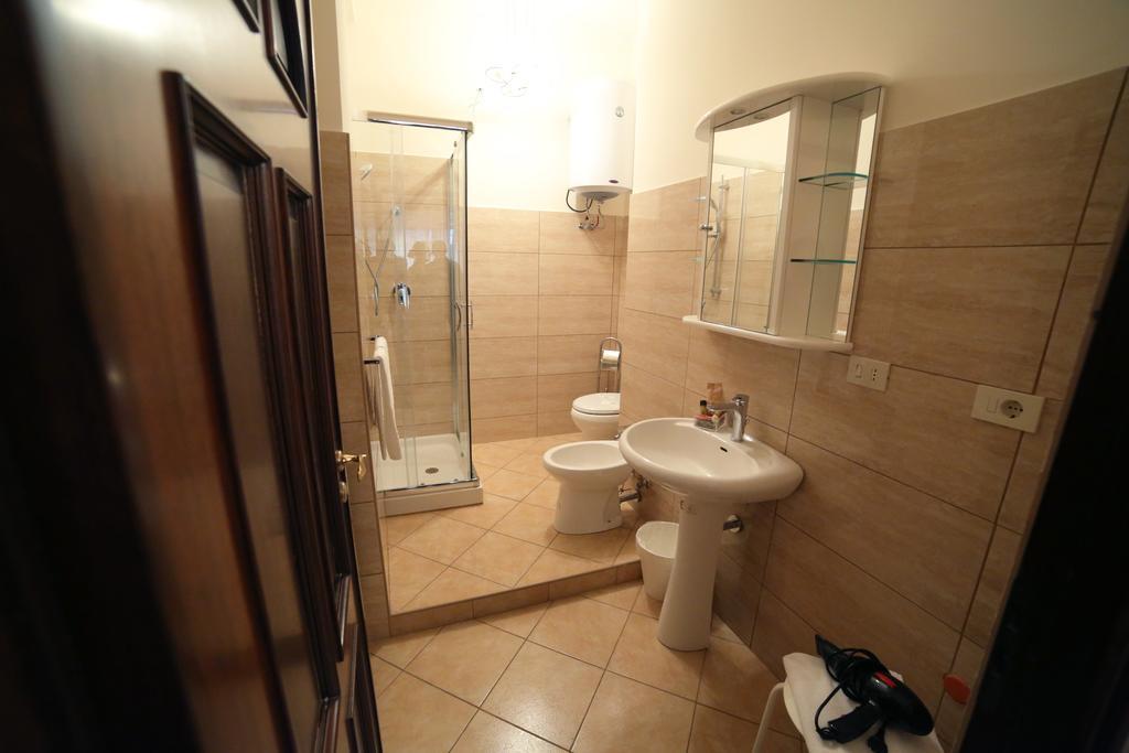 B&B Teocrito Catania Eksteriør billede