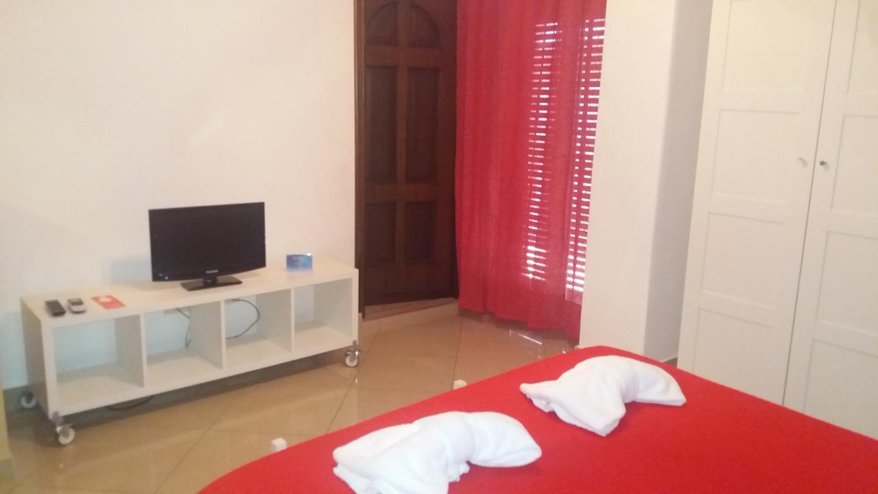 B&B Teocrito Catania Eksteriør billede