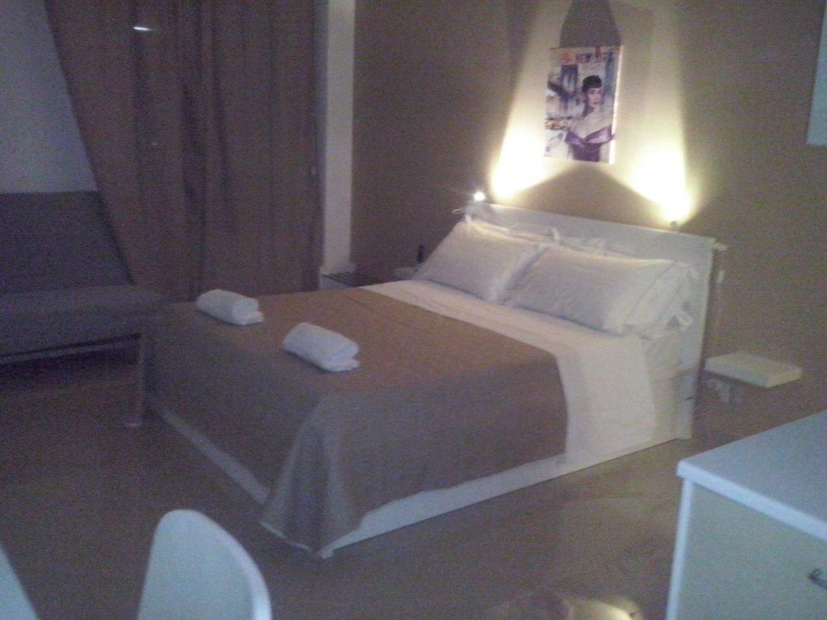B&B Teocrito Catania Eksteriør billede