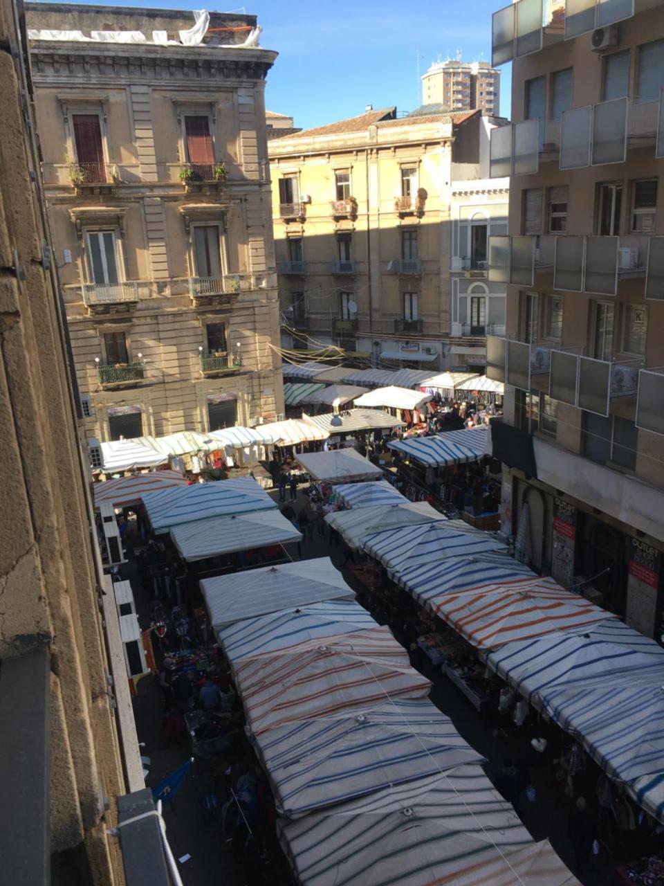 B&B Teocrito Catania Eksteriør billede